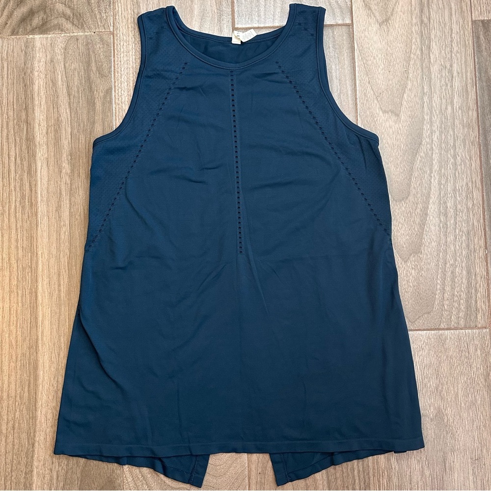 Athleta Women's Sleeveless Top Size S Navy Slit Back Athletic top